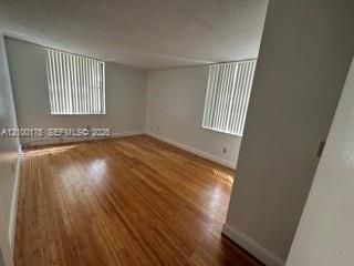 For Rent: $1,950 (1 beds, 1 baths, 614 Square Feet)