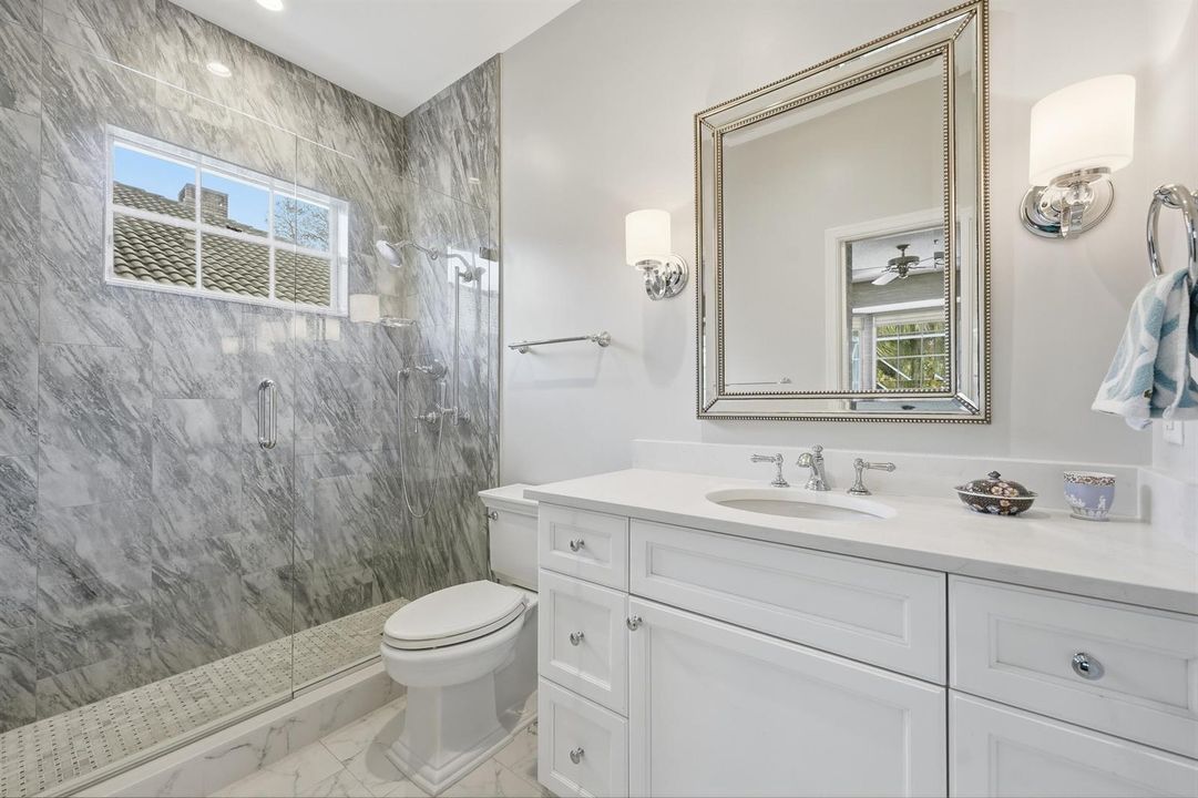 Bedroom 2 Full Bathroom