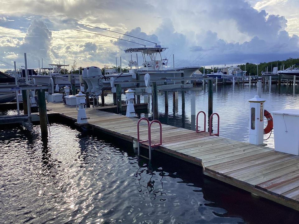 Center Dock