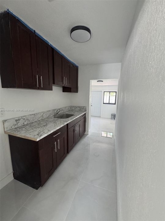 En Venta: $894,995 (5 camas, 3 baños, 2276 Pies cuadrados)