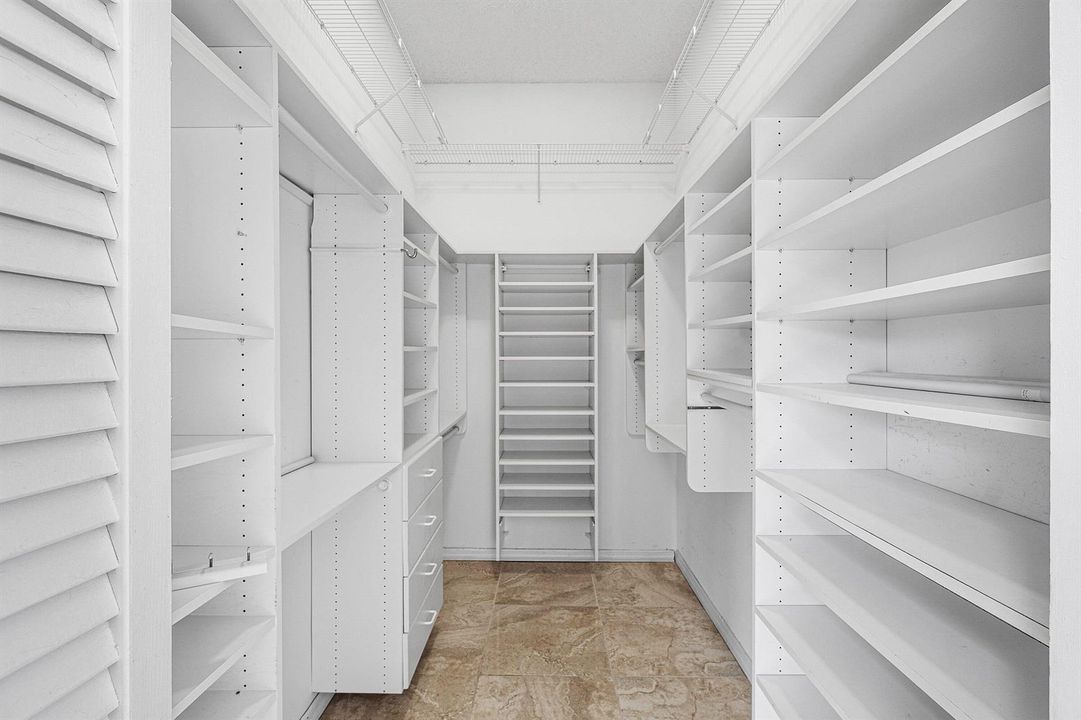 primary walk in closet