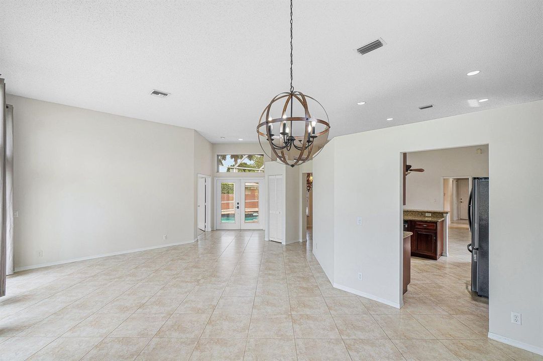 living/dining room