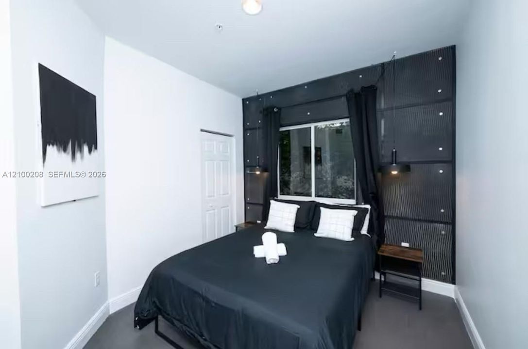 For Rent: $2,250 (2 beds, 3 baths, 1190 Square Feet)