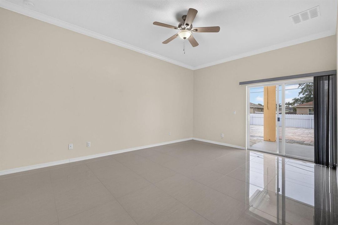 14-web-or-mls-3A5A3272