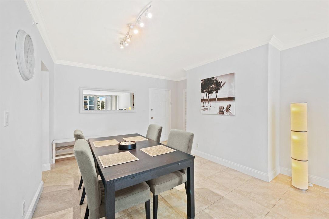 5-web-or-mls-2501-s-ocean-dr-1516
