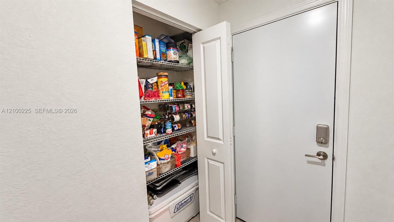 En Renta: $2,960 (3 camas, 2 baños, 1599 Pies cuadrados)