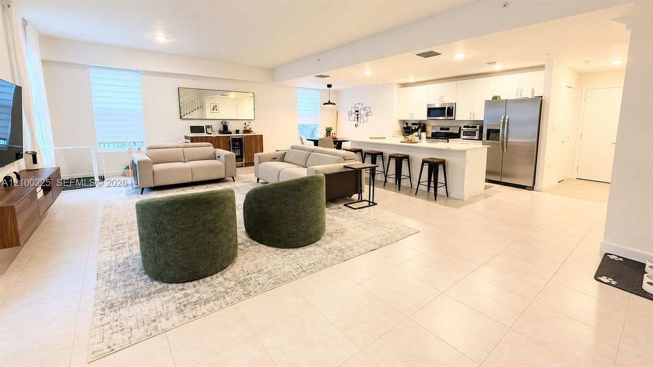En Renta: $2,960 (3 camas, 2 baños, 1599 Pies cuadrados)