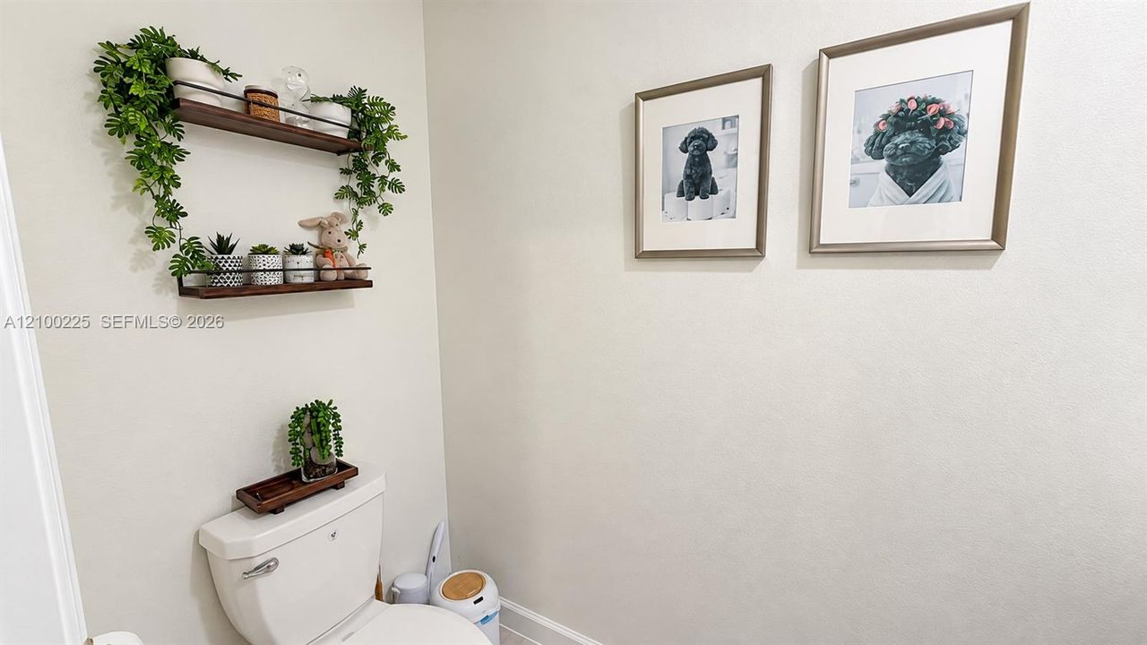 En Renta: $2,960 (3 camas, 2 baños, 1599 Pies cuadrados)