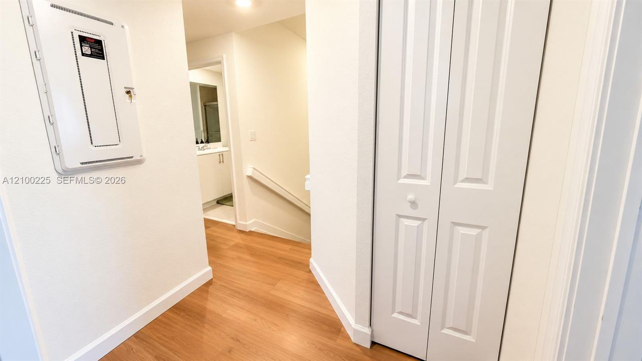 En Renta: $2,960 (3 camas, 2 baños, 1599 Pies cuadrados)