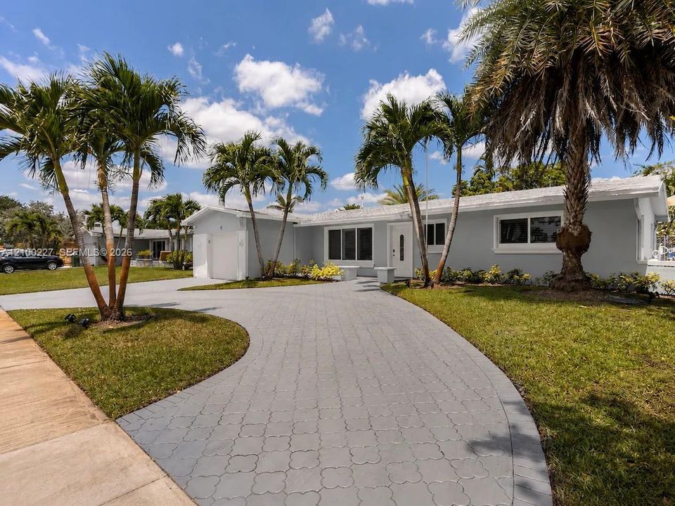 En Venta: $640,000 (3 camas, 2 baños, 1606 Pies cuadrados)