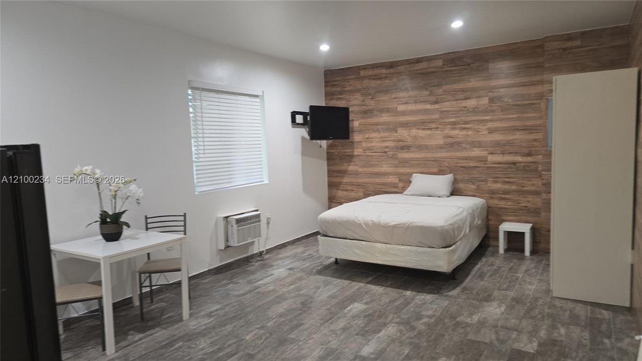 For Rent: $1,640 (0 beds, 1 baths, 0 Square Feet)