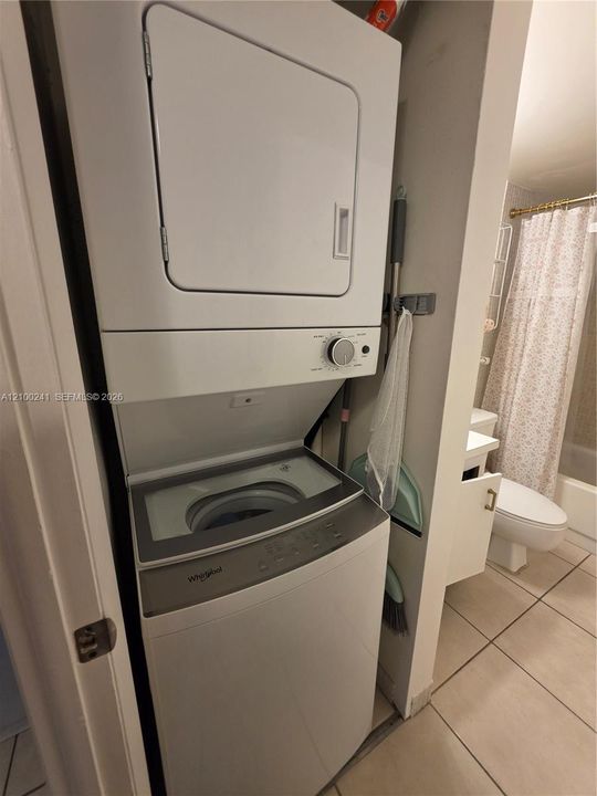 На продажу: $135,000 (2 спален, 2 ванн, 1016 Квадратных фут)