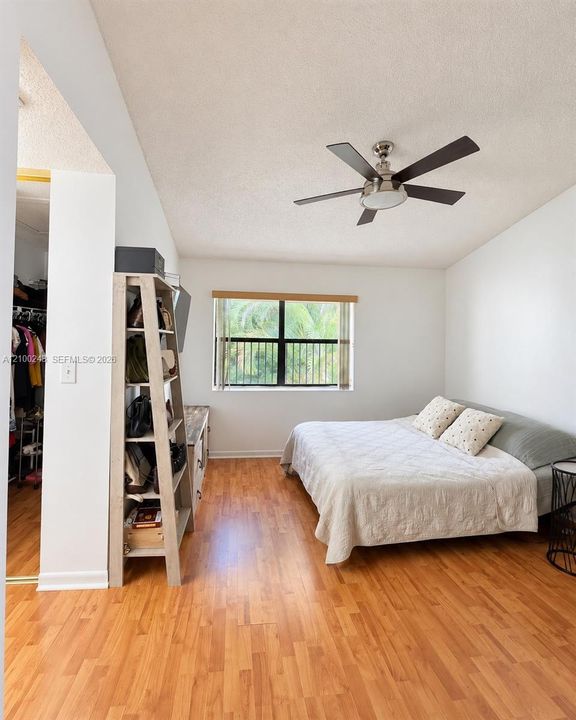 1st primary bedroom