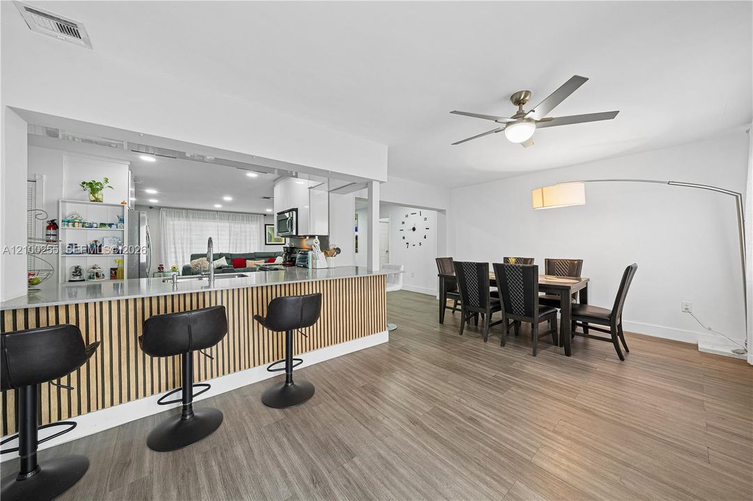 For Sale: $540,000 (3 beds, 2 baths, 1524 Square Feet)