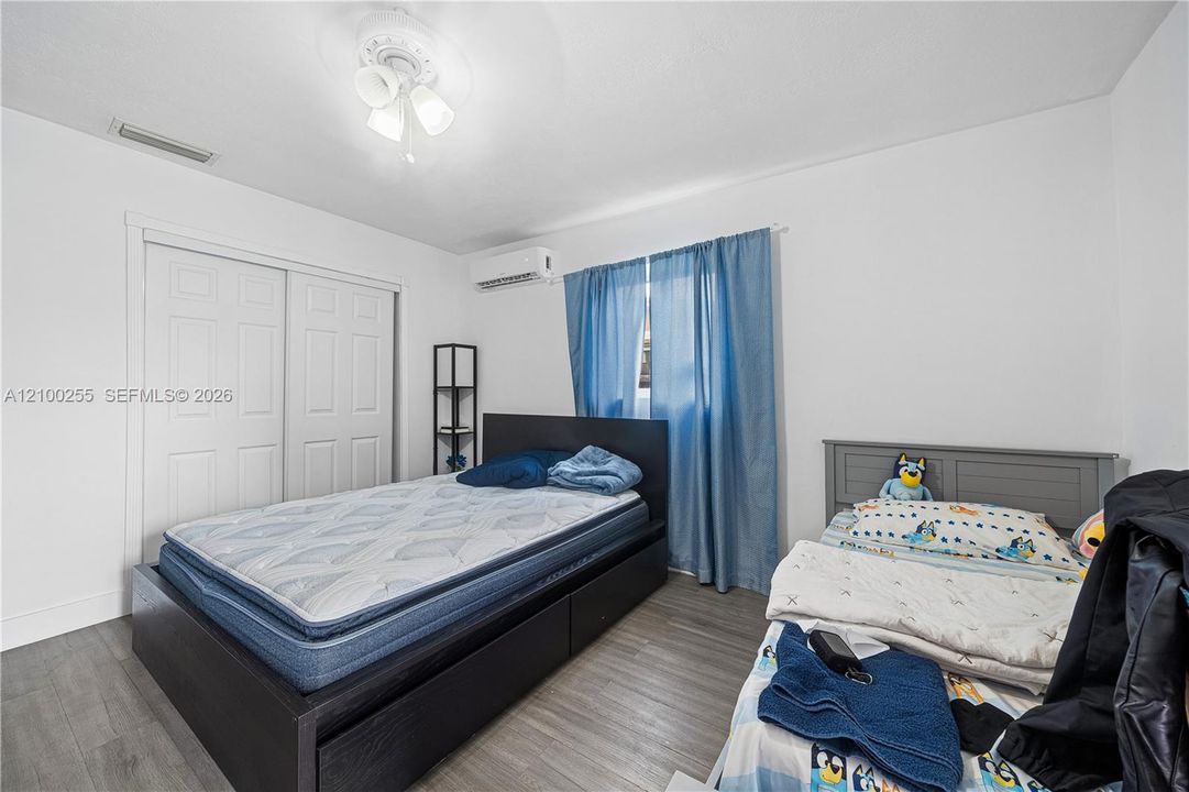For Sale: $540,000 (3 beds, 2 baths, 1524 Square Feet)