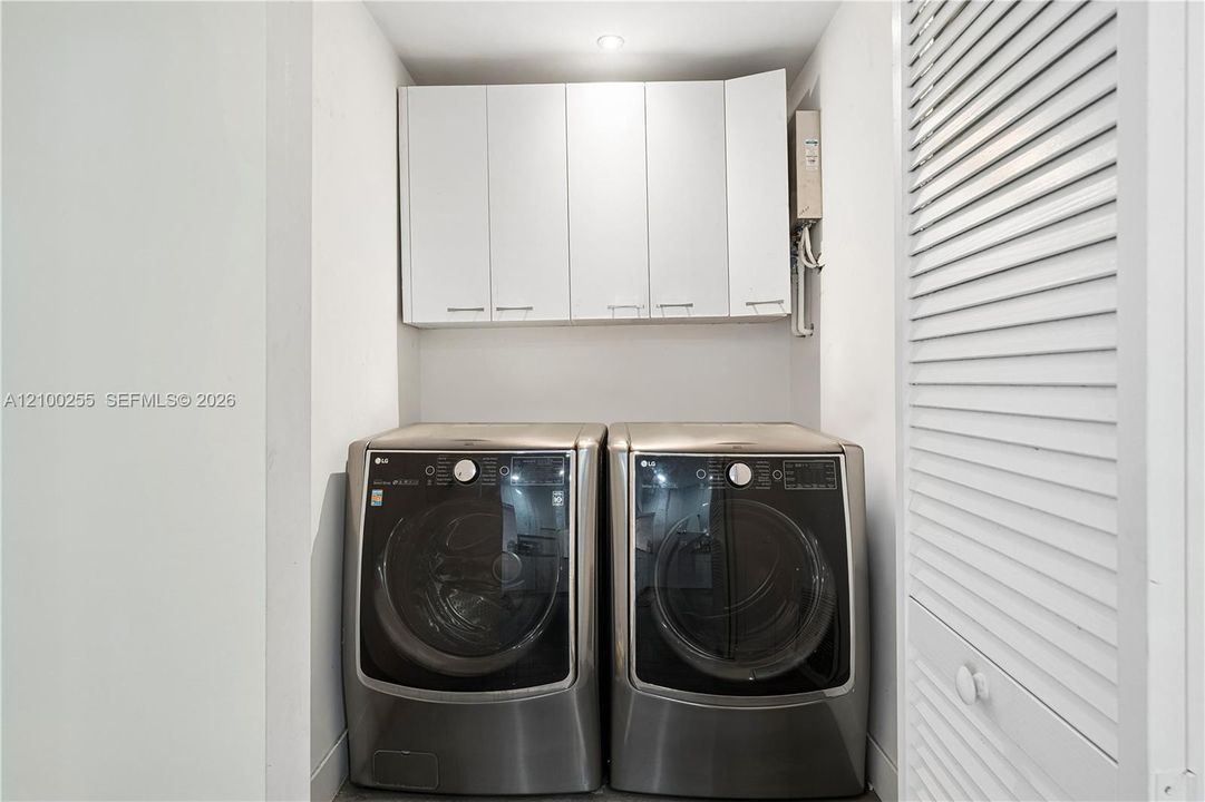 For Sale: $540,000 (3 beds, 2 baths, 1524 Square Feet)