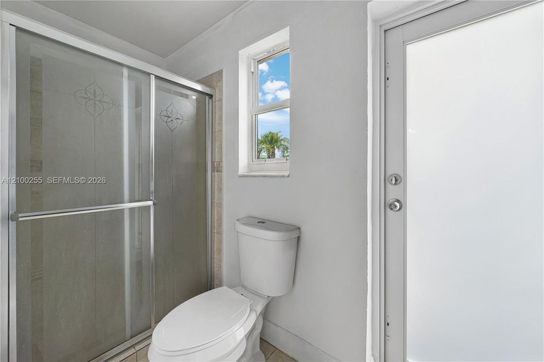 For Sale: $540,000 (3 beds, 2 baths, 1524 Square Feet)