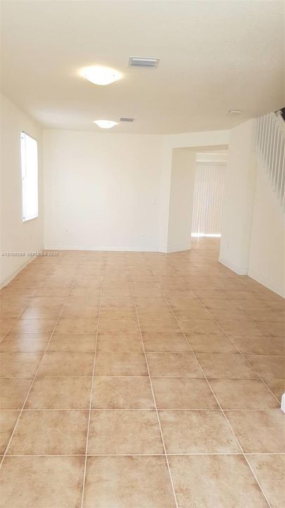 For Rent: $4,000 (4 beds, 3 baths, 2462 Square Feet)
