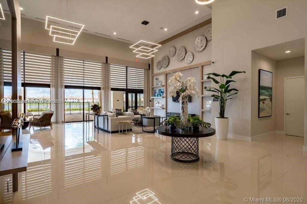 For Rent: $4,000 (4 beds, 3 baths, 2462 Square Feet)