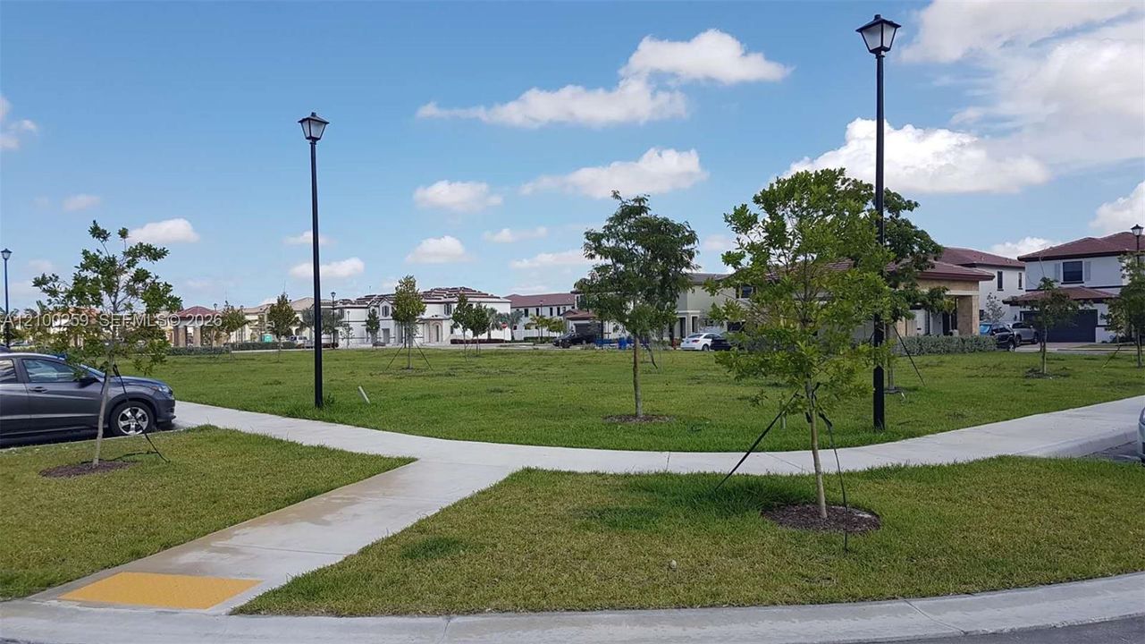 For Rent: $4,000 (4 beds, 3 baths, 2462 Square Feet)