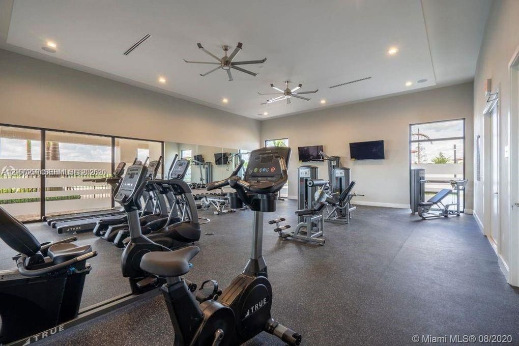 For Rent: $4,000 (4 beds, 3 baths, 2462 Square Feet)