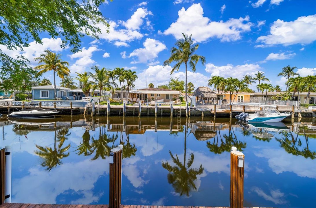 En Venta: $1,249,000 (4 camas, 3 baños, 2122 Pies cuadrados)