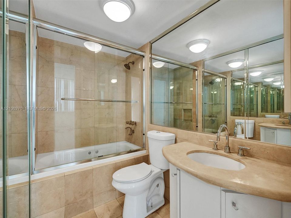 В аренду: $2,400 (2 спален, 2 ванн, 1132 Квадратных фут)