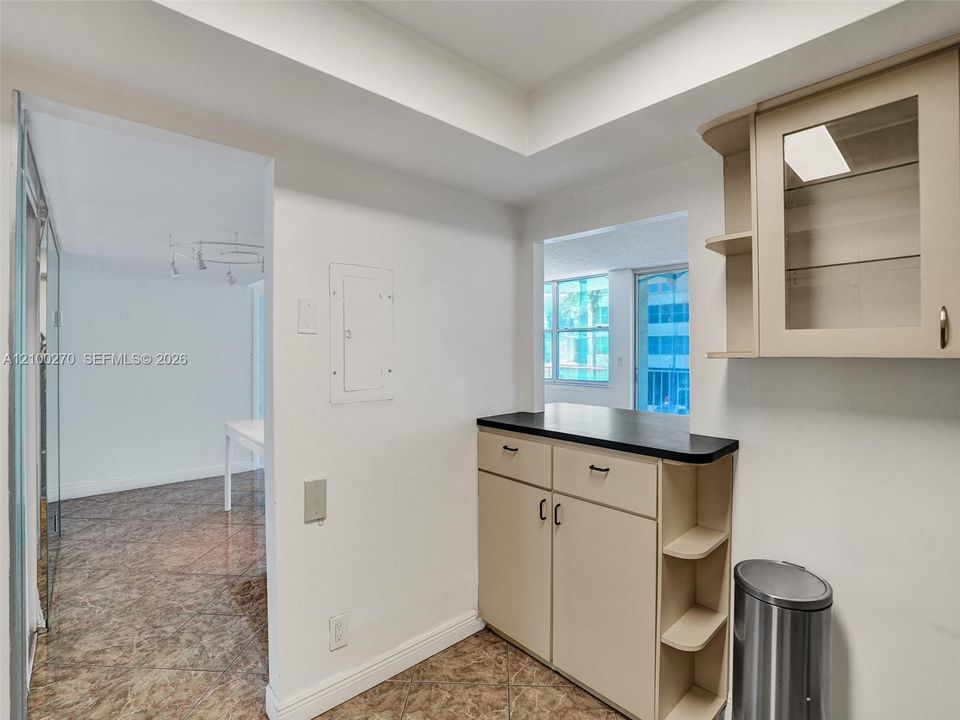 В аренду: $2,400 (2 спален, 2 ванн, 1132 Квадратных фут)