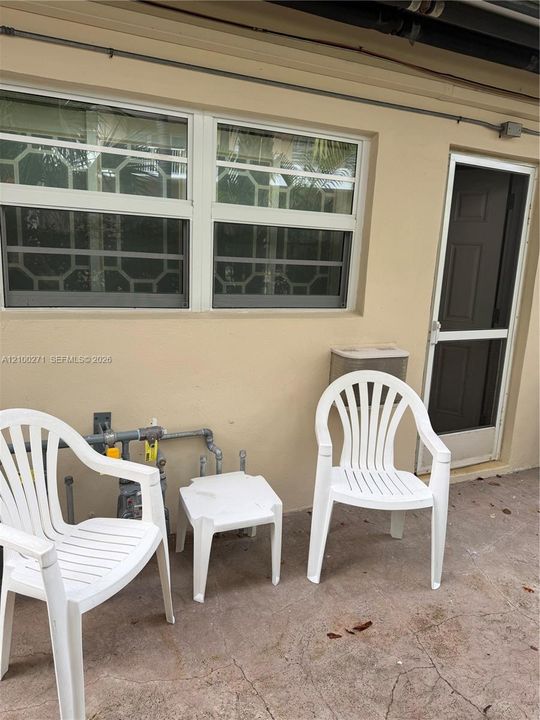 For Rent: $1,575 (1 beds, 1 baths, 500 Square Feet)