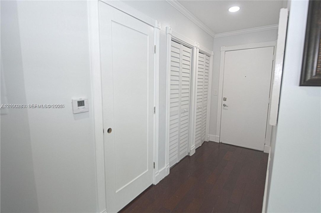 В аренду: $3,500 (2 спален, 2 ванн, 1036 Квадратных фут)