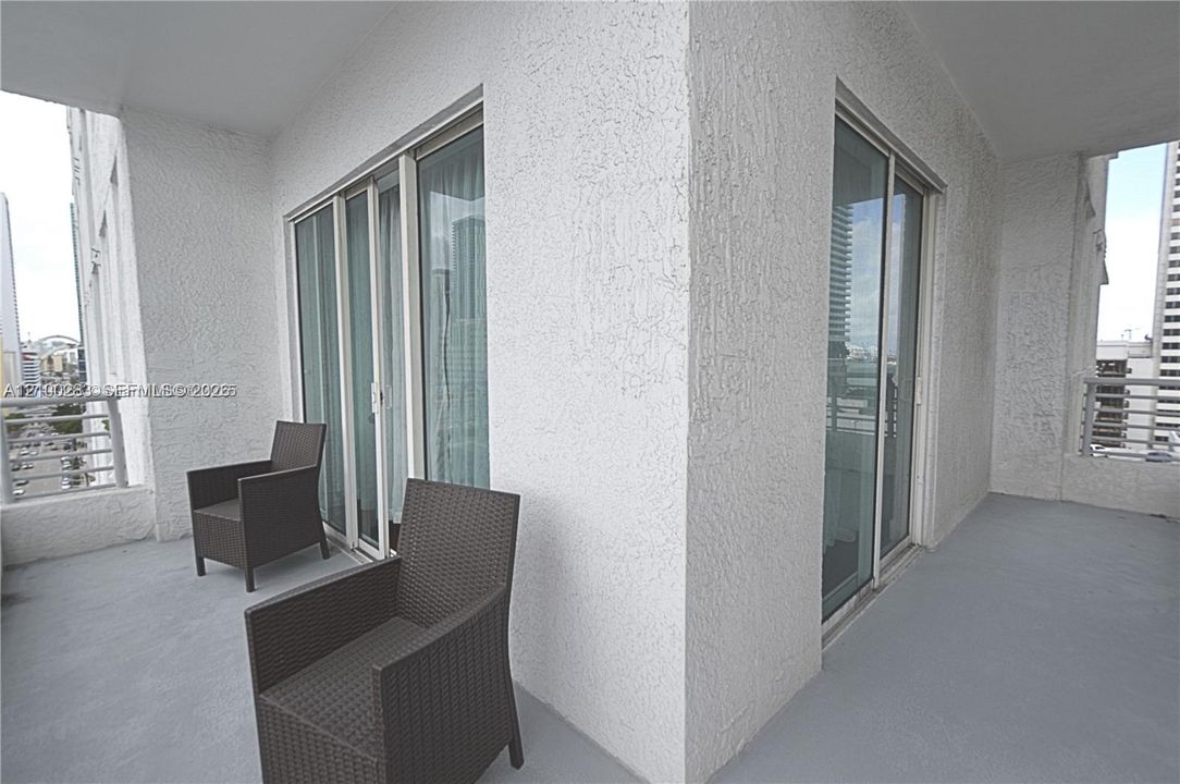 В аренду: $3,500 (2 спален, 2 ванн, 1036 Квадратных фут)