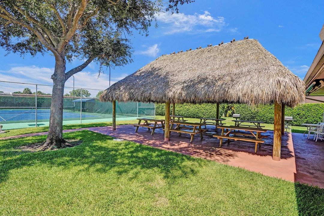 BBQ Area Tiki Hut