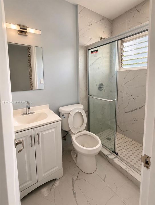 В аренду: $1,300 (0 спален, 1 ванн, 4683 Квадратных фут)