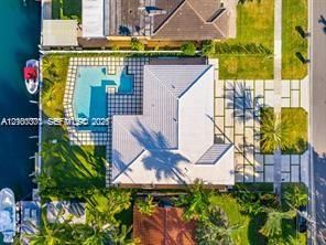 En Renta: $13,800 (4 camas, 3 baños, 2528 Pies cuadrados)