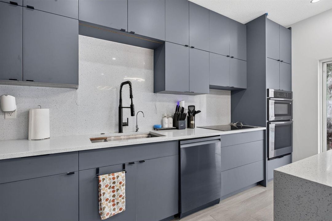 21-web-or-mls-2911-21