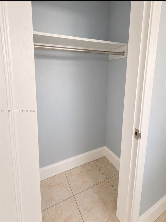 В аренду: $1,500 (1 спален, 1 ванн, 4683 Квадратных фут)