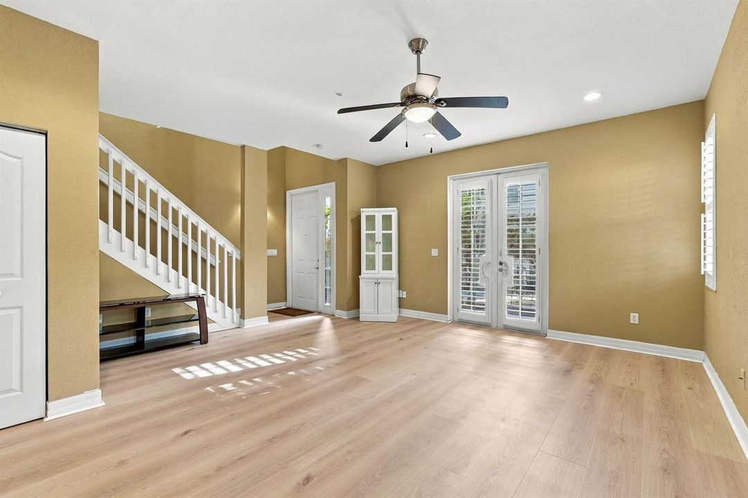 Ground Floor/ Entryway