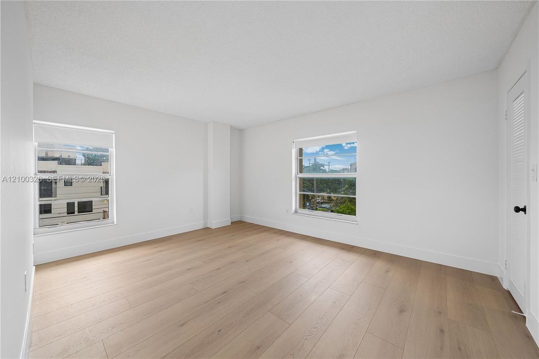 В аренду: $3,950 (2 спален, 2 ванн, 1000 Квадратных фут)