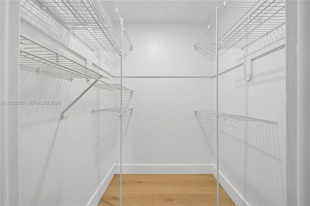 В аренду: $3,950 (2 спален, 2 ванн, 1000 Квадратных фут)