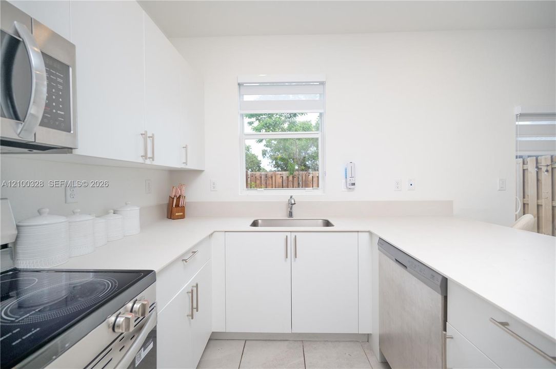 En Renta: $2,800 (3 camas, 2 baños, 1446 Pies cuadrados)