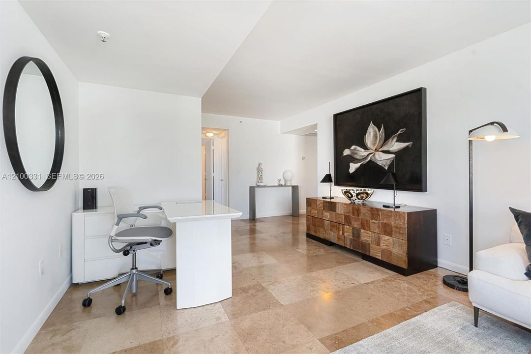 For Rent: $4,200 (2 beds, 2 baths, 1030 Square Feet)