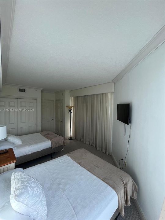 En Venta: $670,000 (2 camas, 2 baños, 1610 Pies cuadrados)