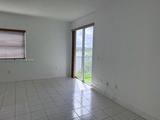 En Renta: $3,650 (3 camas, 2 baños, 1700 Pies cuadrados)