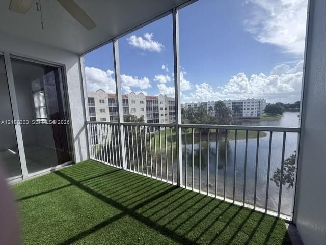 En Renta: $3,650 (3 camas, 2 baños, 1700 Pies cuadrados)