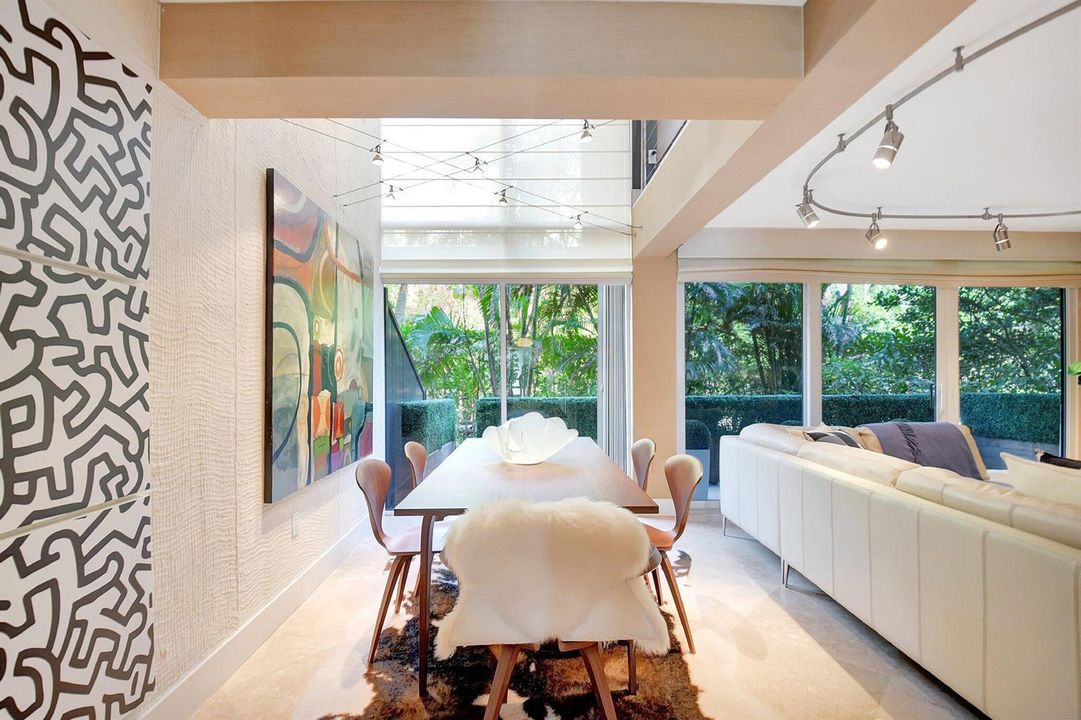 Chic Dining with Nature Views