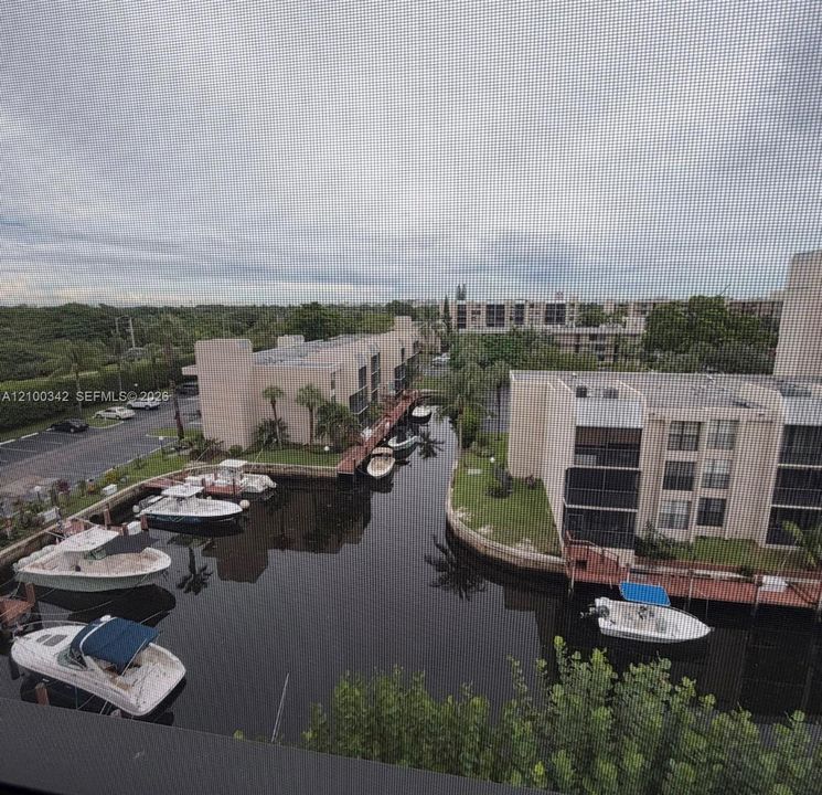 На продажу: $259,900 (1 спален, 1 ванн, 815 Квадратных фут)