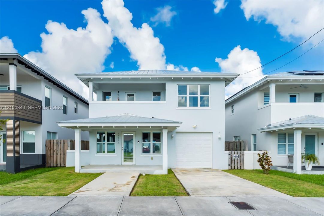 En Venta: $649,900 (4 camas, 2 baños, 1864 Pies cuadrados)