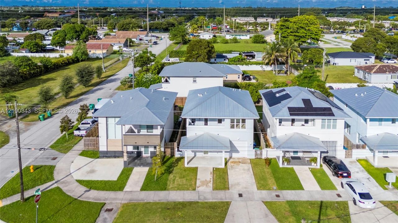 En Venta: $649,900 (4 camas, 2 baños, 1864 Pies cuadrados)