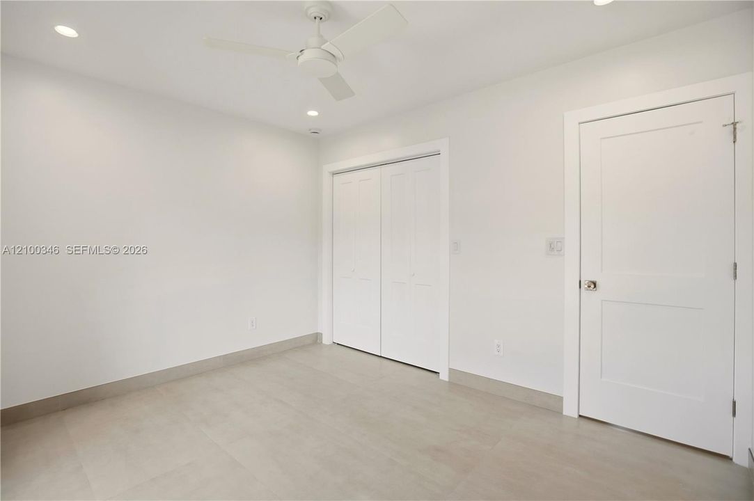В аренду: $5,500 (3 спален, 3 ванн, 1746 Квадратных фут)