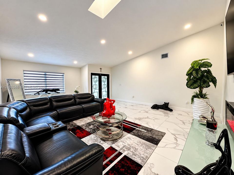 For Sale: $799,000 (4 beds, 3 baths, 2301 Square Feet)